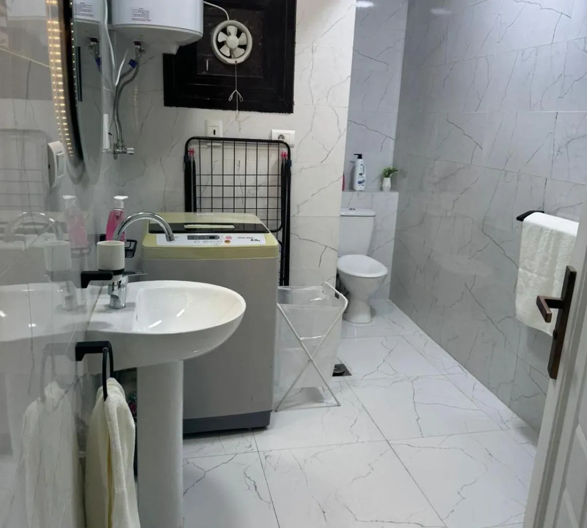Hamdan Building Apartment Abu Dhabi 0*,  United Arab Emirates